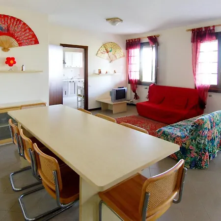 別荘 Ferienhaus 'albarella' ロゾリーナ